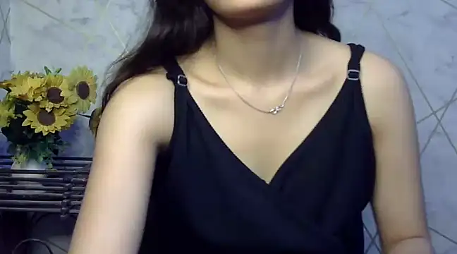 Snapshot of sonam_love- chatting on 03/01/25, 05:16 sonam love- online show from 03/01/25, 05:16