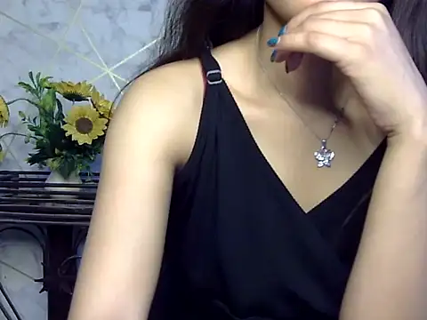 Snapshot of sonam_love- chatting on 03/16/25, 03:50 sonam love- online show from 03/16/25, 03:50