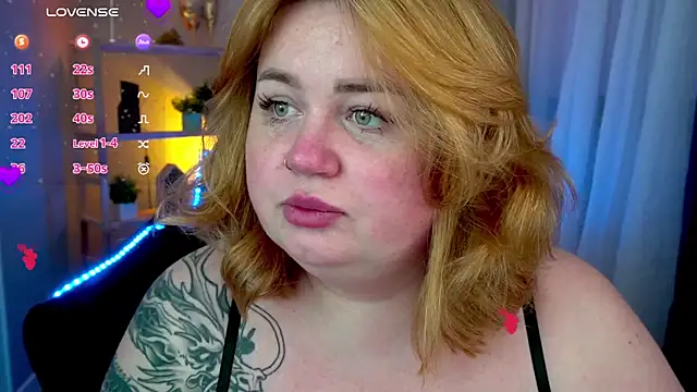 ZaraReignn online show from 02/11/25, 03:29