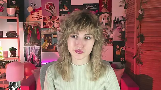 LuxRayi online show from 01/08/25, 11:54