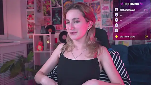 LuxRayi online show from 02/20/25, 06:13