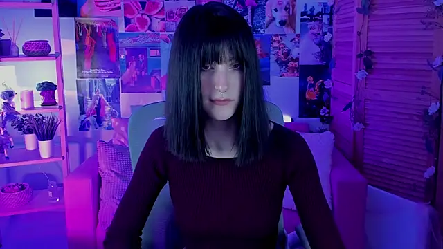 LuxRayi online show from 03/23/25, 12:15