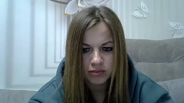 Snapshot of TinaFun4u chatting on 02/03/25, 11:36 TinaFun4u online show from 02/03/25, 11:36