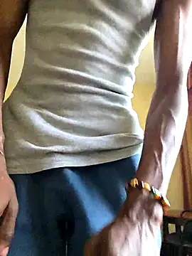 ElJudah7 online show from 12/14/25, 02:11