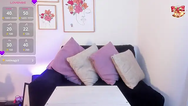 RuthEvans  online show from 12/28/24, 01:49