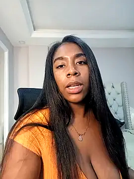 KloheCurvy online show from 12/18/24, 11:24