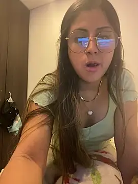 girl anni online show from 01/28/25, 02:43