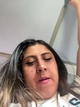 girl anni online show from 03/03/25, 06:22