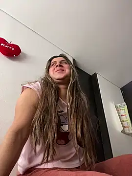 girl anni online show from 09/13/25, 03:12