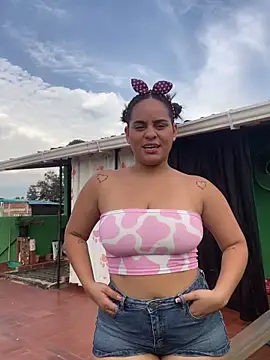 Violetrousse online show from 02/05/26, 09:19