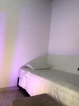 Blancanievess online show from 10/13/25, 02:33