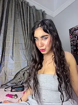 Meryem Queen online show from 03/03/26, 01:23