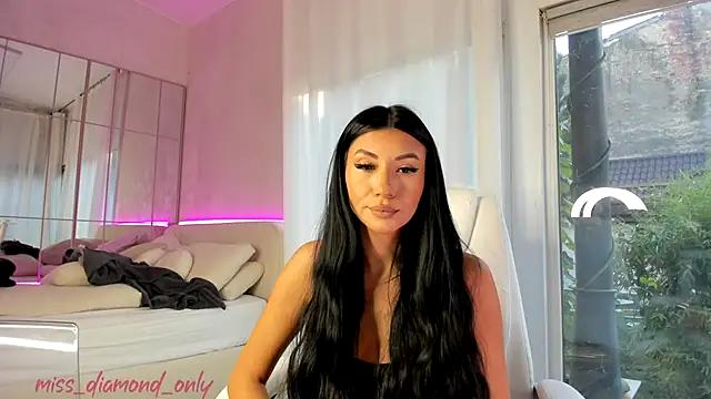 missdiamond  online show from 10/20/25, 06:25