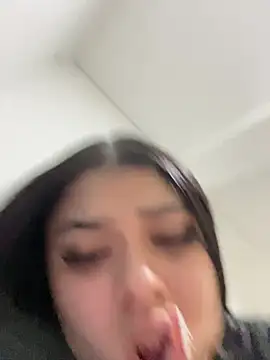 Snapshot of alissonfernandez_ chatting on 01/10/25, 11:11 alissonfernandez  online show from 01/10/25, 11:11