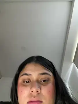 Snapshot of alissonfernandez_ chatting on 02/16/25, 07:16 alissonfernandez  online show from 02/16/25, 07:16