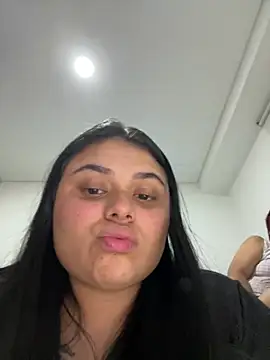 Snapshot of alissonfernandez_ chatting on 03/07/25, 11:05 alissonfernandez  online show from 03/07/25, 11:05