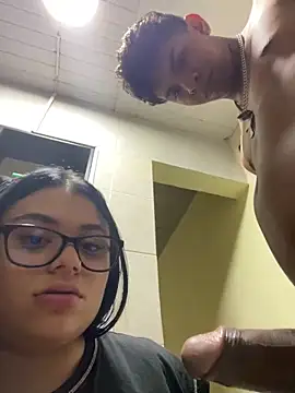 Snapshot of alissonfernandez_ chatting on 09/18/25, 03:19 alissonfernandez  online show from 09/18/25, 03:19