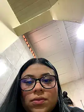 Snapshot of alissonfernandez_ chatting on 09/22/25, 01:46 alissonfernandez  online show from 09/22/25, 01:46
