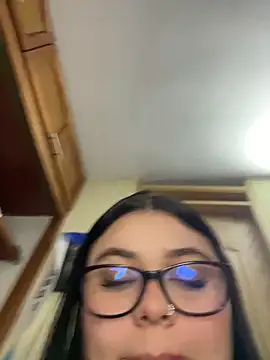 alissonfernandez  online show from 03/25/26, 10:32