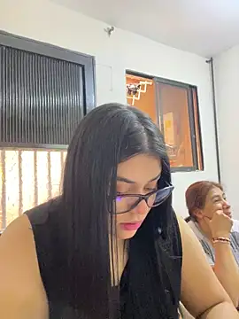alissonfernandez  online show from 06/26/26, 07:29