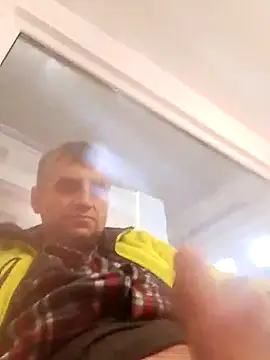 Snapshot of Gotowy40 chatting on 01/31/25, 01:54 Gotowy40 online show from 01/31/25, 01:54