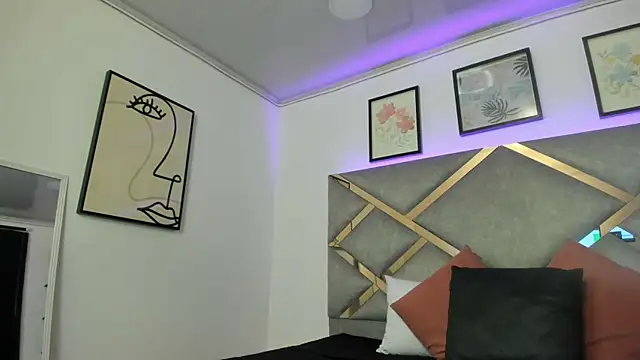 Snapshot of marian_pinzon chatting on 03/04/25, 02:38 marian pinzon online show from 03/04/25, 02:38