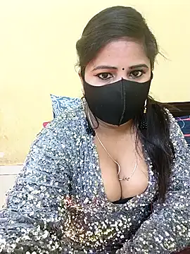 Snapshot of Simran-Kudi chatting on 01/22/25, 04:55 Simran-Kudi online show from 01/22/25, 04:55