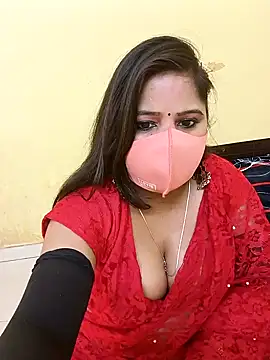 Snapshot of Simran-Kudi chatting on 01/28/25, 05:22 Simran-Kudi online show from 01/28/25, 05:22