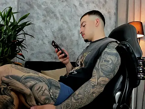 boyc022  online show from 03/02/26, 10:27