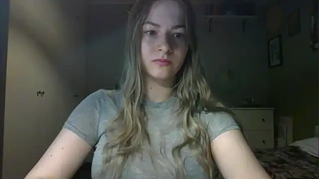 Snapshot of ROSIEx_sweet chatting on 10/13/25, 06:57 ROSIEx sweet online show from 10/13/25, 06:57