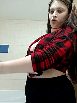 Snapshot of kila_lo chatting on 01/28/25, 11:39 kila lo online show from 01/28/25, 11:39