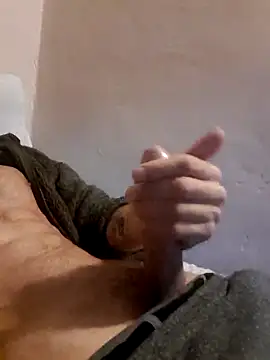 MrTamburine22 online show from 12/21/24, 02:47