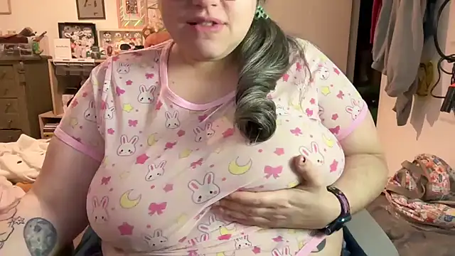 MimiParis online show from 01/06/25, 04:23