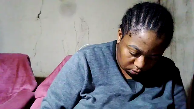 Snapshot of bustyboobs6 chatting on 09/17/25, 10:00 bustyboobs6 online show from 09/17/25, 10:00