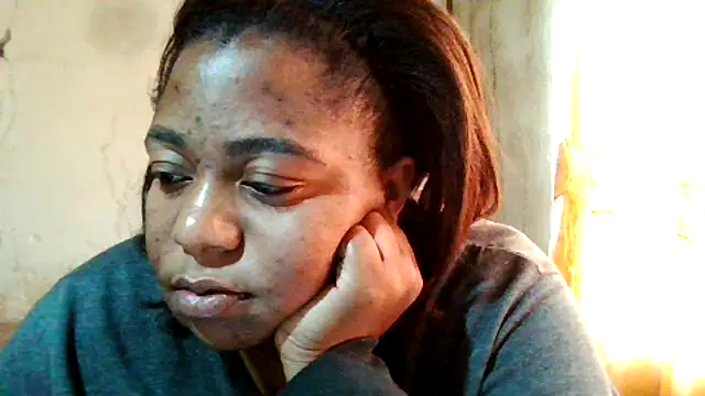 Snapshot of bustyboobs6 chatting on 10/01/25, 05:46 bustyboobs6 online show from 10/01/25, 05:46