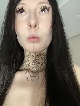 your Roxy online show from 12/21/24, 06:23