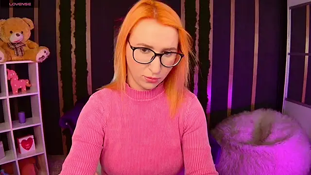 AliceBYKiss online show from 03/10/26, 12:10