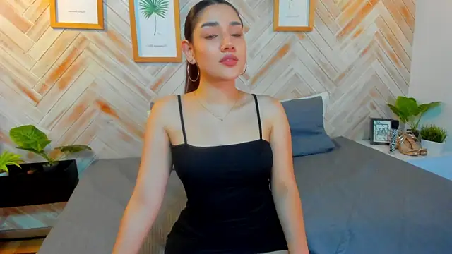 Snapshot of AniiRose chatting on 03/10/25, 11:27 AniiRose online show from 03/10/25, 11:27