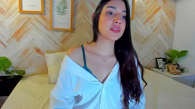 Snapshot of AniiRose chatting on 03/21/25, 03:22 AniiRose online show from 03/21/25, 03:22