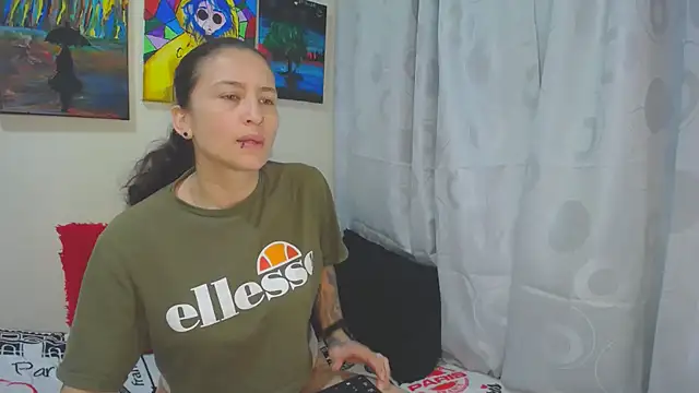 Leyla Horny Bg online show from 12/21/25, 01:46