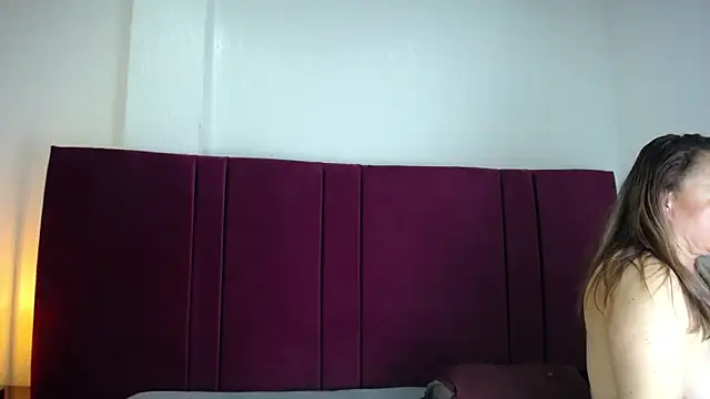 Lupiita223 online show from 02/27/25, 03:48