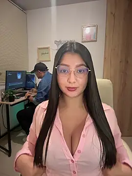 Snapshot of licky_lu chatting on 05/04/26, 02:29 licky lu online show from 05/04/26, 02:29