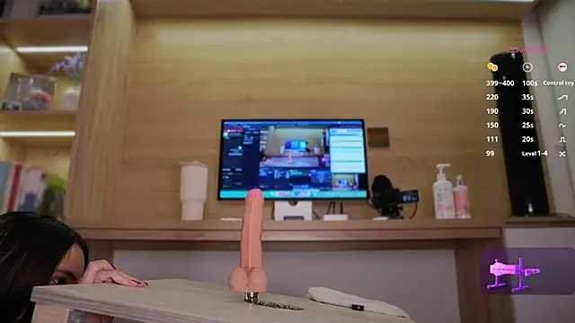 Snapshot of lana_kane_ chatting on 02/17/26, 11:29 lana kane online show from 02/17/26, 11:29