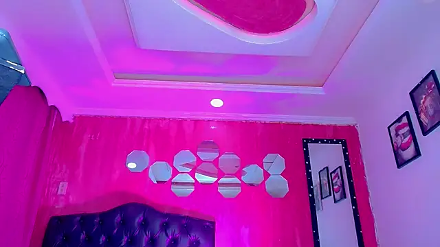 TiffanyMackensyy online show from 02/26/26, 01:15