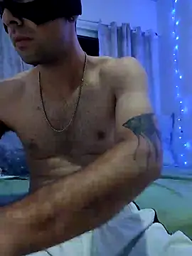 Snapshot of casaloucuras chatting on 12/29/24, 02:49 casaloucuras online show from 12/29/24, 02:49