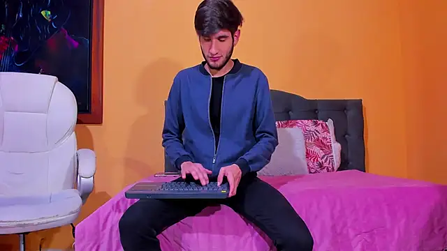 Thhiago tay online show from 12/07/24, 12:56