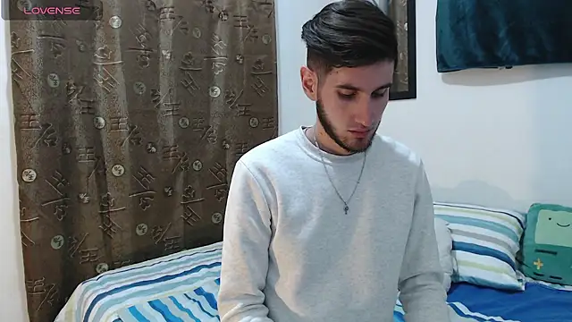 Thhiago tay online show from 10/15/25, 05:51