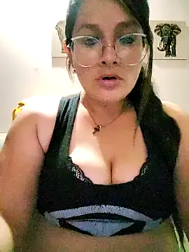Snapshot of Neve_Collins chatting on 01/09/25, 04:41 Neve Collins online show from 01/09/25, 04:41