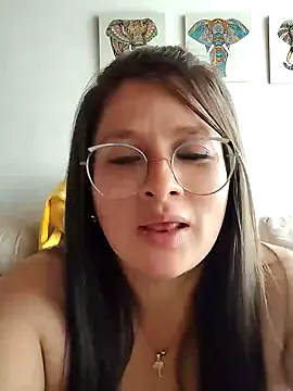 Snapshot of Neve_Collins chatting on 02/06/25, 07:18 Neve Collins online show from 02/06/25, 07:18