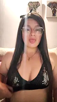 Snapshot of Neve_Collins chatting on 02/08/25, 05:29 Neve Collins online show from 02/08/25, 05:29
